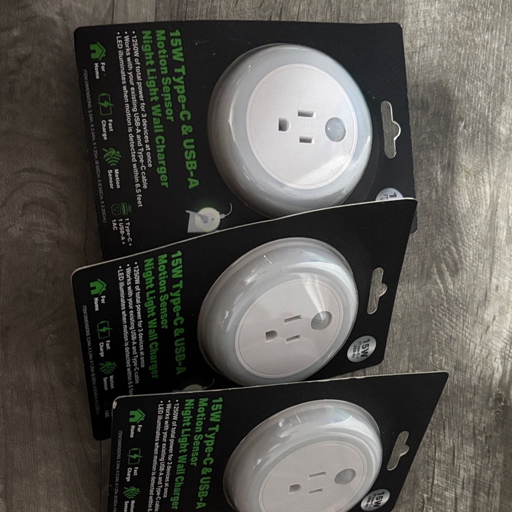 Source Unknown 15W Type-C & USB-A Wall Charger - White